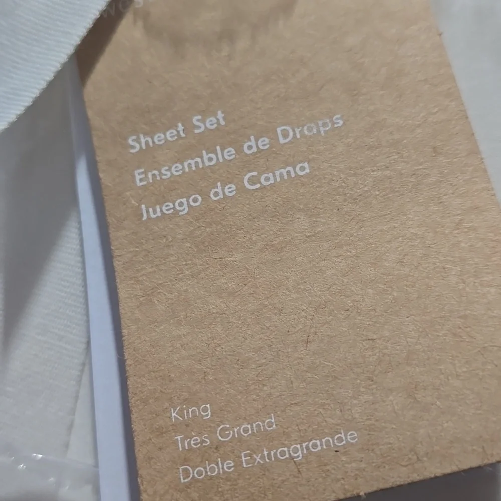 ❤️BUY 2 GET 1 FREE  West Elm Cotton Percale Skiers Sheet Set, King, White, $169